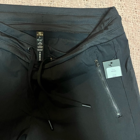 VINA Jogger pants With pockets Athletic,Active pants in black NWT - Picture 5 of 7